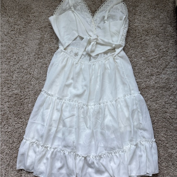 Chic White Lace Midi Dress - Picture 6 of 6